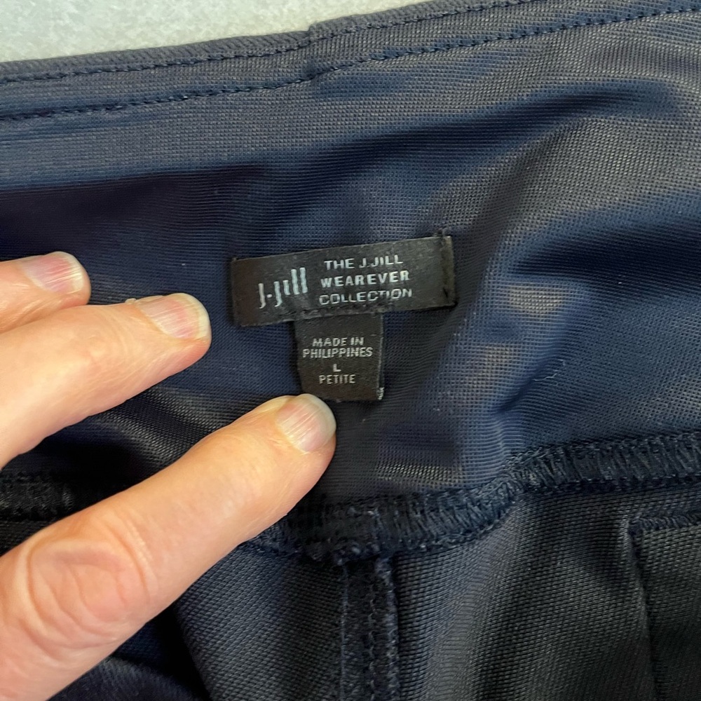 J. Jill Navy Blue Smooth Fit City Shorts by Wearever - Picture 3 of 4